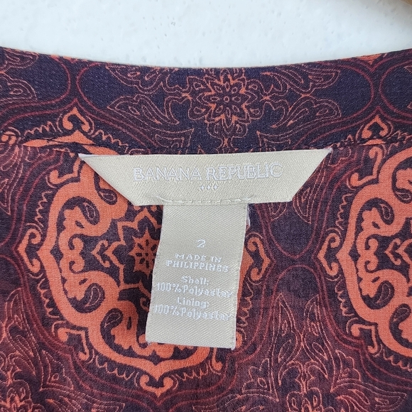 Banana Republic Printed Sheer-Sleeve Removable Slip Red and Black Dress - Size 2 - Picture 3 of 6